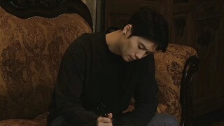 Ripped jeans are also a part of the rich people's play