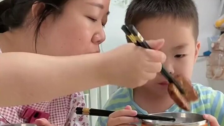 Đàn ông giỏi nhất chính là cứ bình thản mà ép bạn phát điên! #LỗĐản #VạnVạnKhôngThểNghĩĐến #VợChồng 