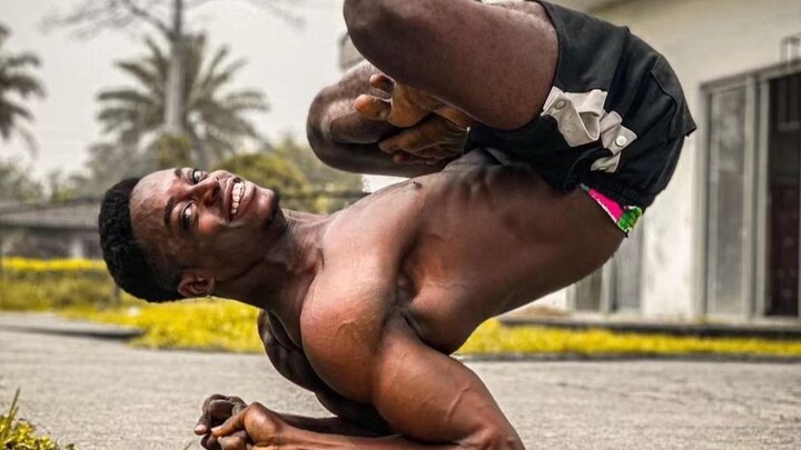 Outrageous! A street workout expert with an incredible core strength has come to Bilibili! I was tot