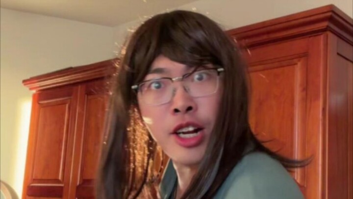 เล่นมือถือจนเพลิน