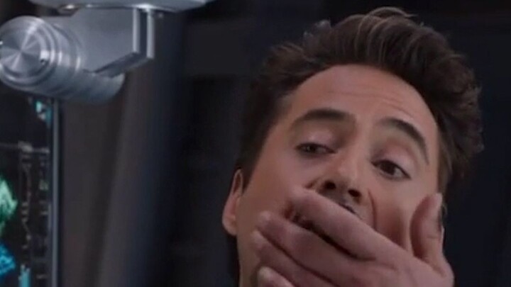 An impromptu performance in the movie, Downey brought his own snacks and forced extra scenes on the 