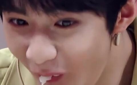 【Bicara dengan Wajah】 Bocah kecil pemakan paling menggemaskan di dunia~