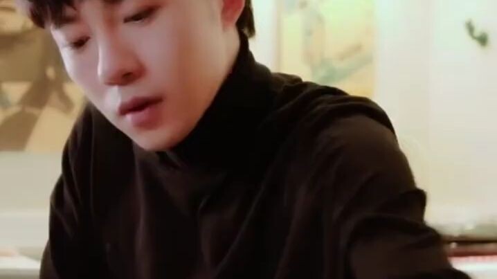 Cinta 9/10: Bos Muda Beli Pria Idaman Lewat Live Streaming!