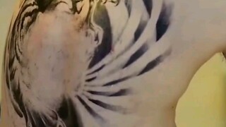 Fourth brother was scrubbing someone else's bath with too much force and rubbed the tiger off, which