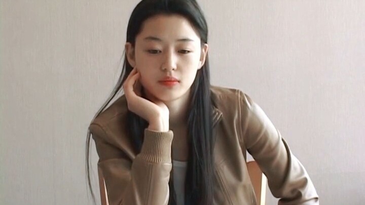 I totally get how deadly long, straight black hair can be!