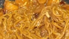 mie nyemek