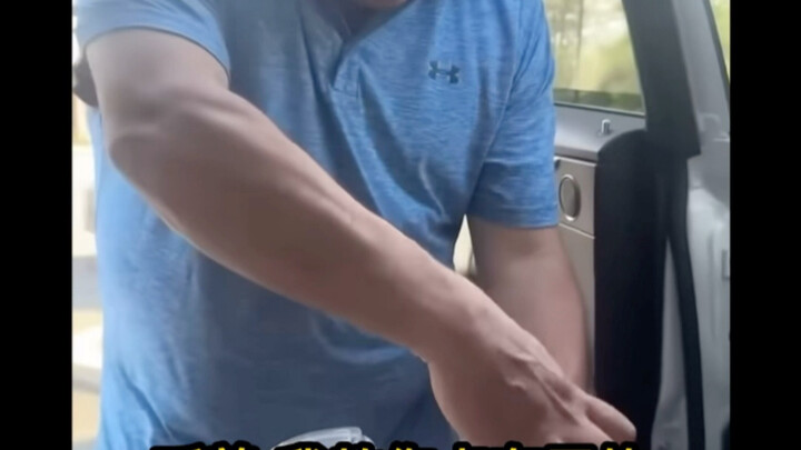 حيلة رابحة جدًا في ستاربكس: تطلب كوبًا واحدًا وتحصل على اثنين؟ لم أكن أعرف أبدًا هذه الحيلة المتعلقة