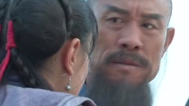 清官竟然把官服剪碎，发给流民做领米之劵，即使自己会因为剪碎官服被千刀万剐