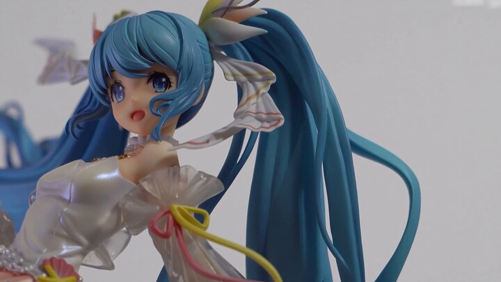 The most controversial Hatsune Miku figure, I bought one more, and a lucky draw is arranged! Kaitian