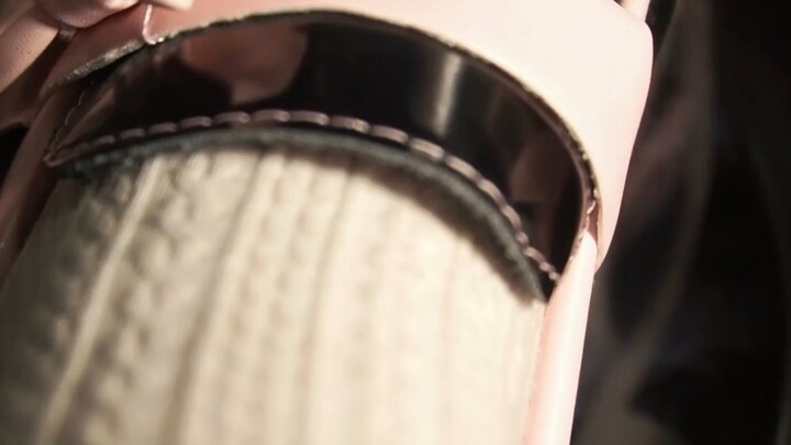 Experience being a little bug trying to crawl