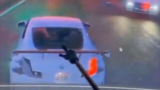 จอของพี่ชายจะระเบิดแล้ว