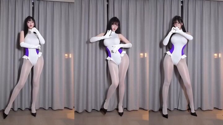 ชุดว่ายน้ำ ชุดเมย์เดน หุ่นเชิด การเต้นรำ