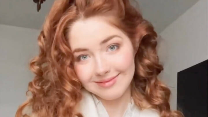 Help me pick an outfit to wear out!