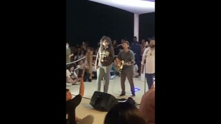Filipino's Banyo Queen at United Arab Emirates