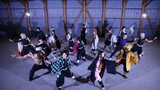 DEMON SLAYER : KIMETSU NO YAIBA live characters dance.