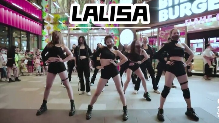 [Tarian] LALISA Cover tarian Mengejar jadwal kereta terakhir