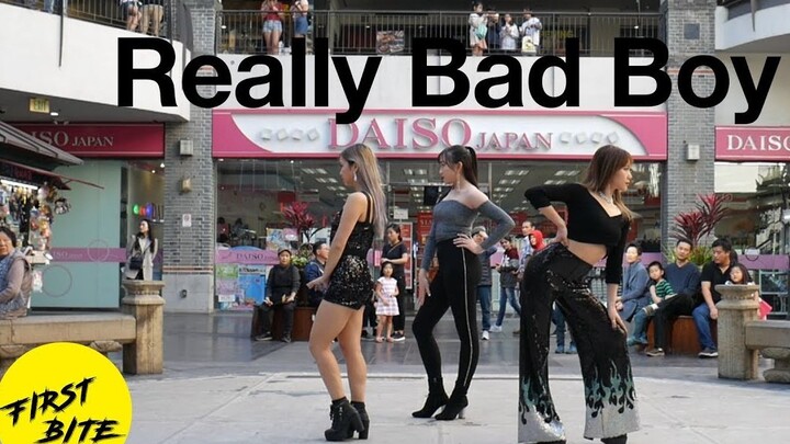 【美国小姐姐街头翻跳】Red Velvet - RBB (Really Bad Boy)