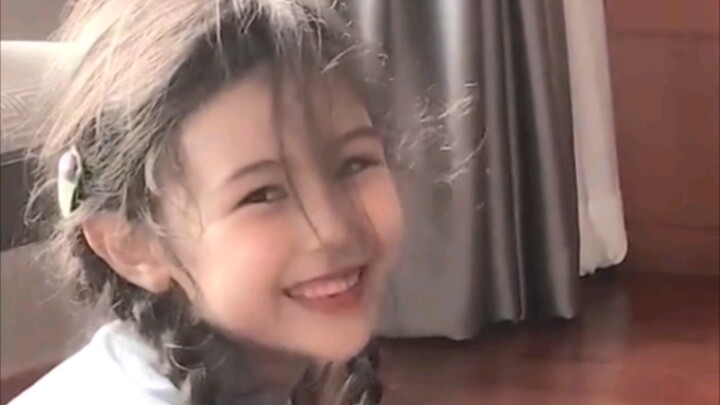 จริงๆ ฉันมีน้องชายคนหนึ่งนะ… เอาเถอะ เขาไม่คู่ควรหรอก…