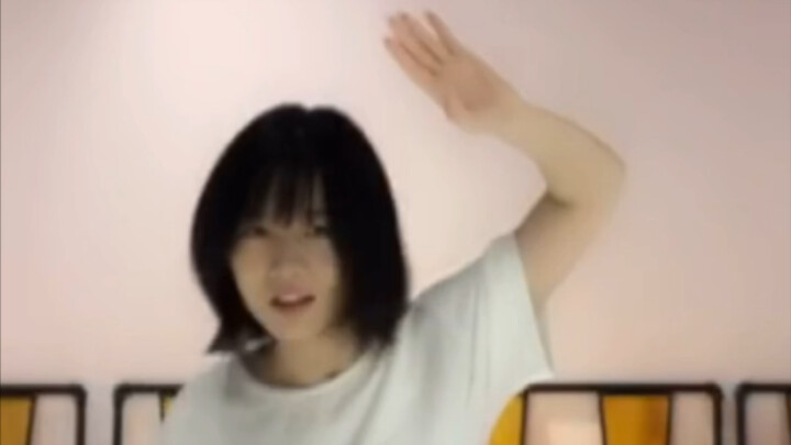 【لونغ يي روي】 هل تجرؤ على قبول دعوة من مثل هذا المثل الأعلى؟