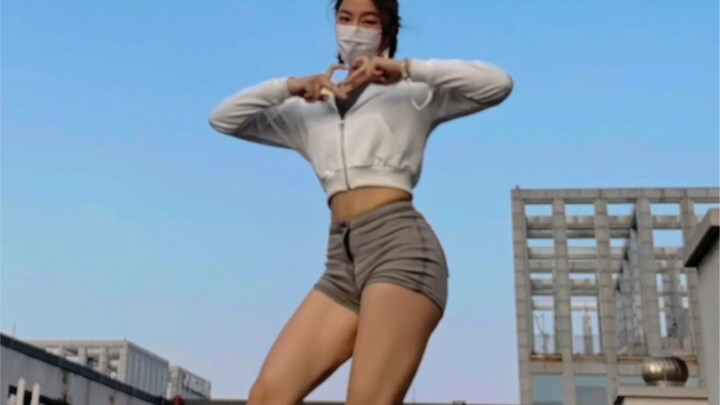 Chân không có sức thì khó mà nhảy được điệu này quá.