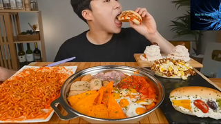 Mukbang bánh mì phô mai kem p1 #anngon