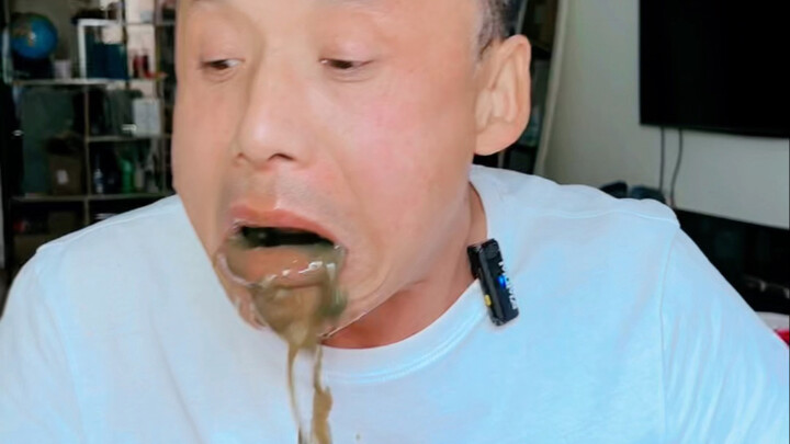 Challenging Henan’s black water preserved eggs—what else do you want me to take on?