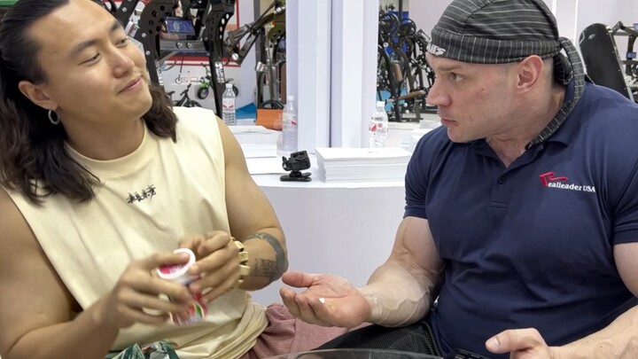 ใครว่าฉันตระหนี่กัน? ฉันฝึกมาจนใหญ่ขนาดนี้ จะตระหนี่ได้ยังไง นี่มันเรียกว่าประหยัดและรู้คุณค่าต่างหา