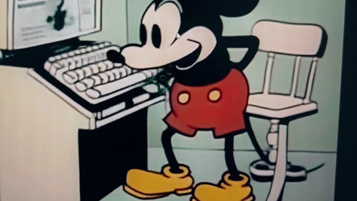 Mickey Mouse’s copyright has expired—now you can use AI to create your very own Mickey Mouse!