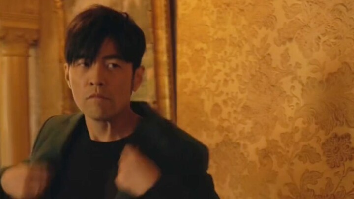 Jay Chou memetik “Jam Berlawanan Arah” | Waktu tak bisa diputar balik, kisahnya terus berlanjut.