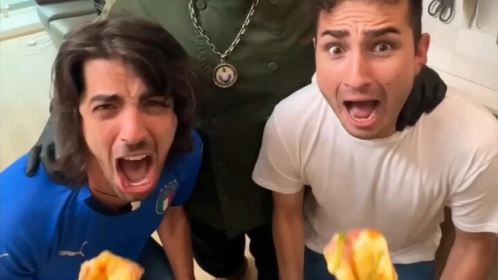 When Italians were forced to take their first bite of pineapple pizza...