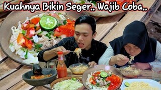 Hujan Deres.. Makan Yang Pedes Pedes.. Masak Mie KOCOK Rumahan, Enak Gurih Dan Bikin Ketagihan