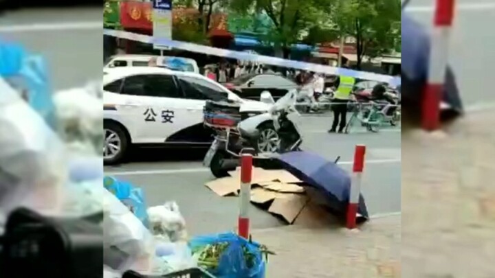 Heartbreaking! Delivery rider collapses and dies suddenly; high pressure, long working hours—life is