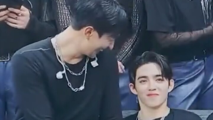 ครั้งล่าสุดที่เห็นแววตาแบบนี้ของคู่คู่ก็คือเมื่อครั้งที่แล้วนั่นแหละ
