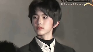 我的爱有时差，等我心疼你时你的伤口早已结痂