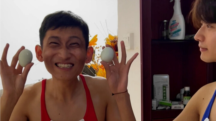 صباح الخير، فطور اليوم بيض من أخي الكبير في المنزل