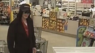 Michael Jackson went shopping in a supermarket for the first time in 30 years. Looking at this pictu