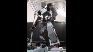 【Gundam】Thiết kế một chiếc Gundunda có thể di chuyển được từ đầu