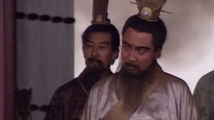 Zhang Liao succeeded in angering Cao Cao, who wanted to kill him, but Guan Yu saved him by guarantee