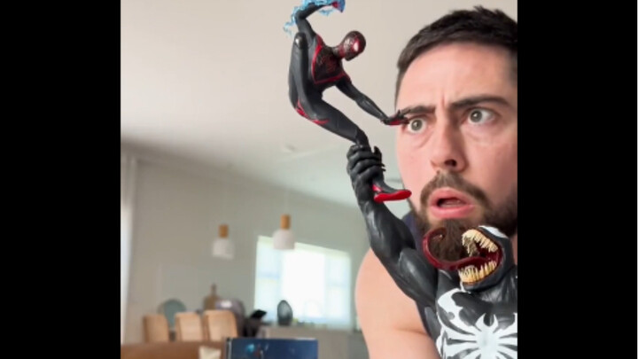 【ย้ายโพสต์】แกะกล่องเวอร์ชันคอลเลกชัน Marvel’s Spider-Man 2 สำหรับ PS5