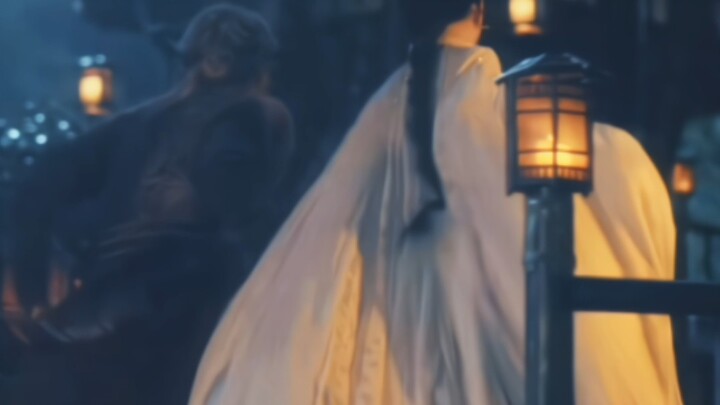 Cảnh tình cảm kinh điển “bỏ trốn” nắm tay nhau cuối cùng cũng xuất hiện rồi!!!