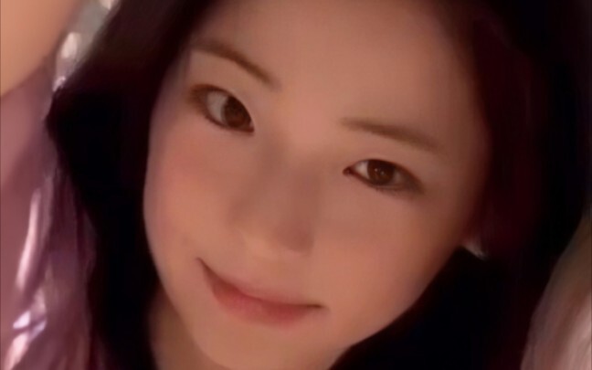 Watch how babymonster's main dancer Ruka dances