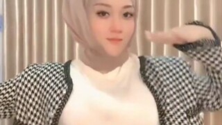 Tante mode hijab kalem