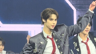 [SM New Boy Group] SMTOWN DAY2 SMTR25 เจย์เจย์คำรามในจังหวะแฟนช็อตแบบตรงๆ