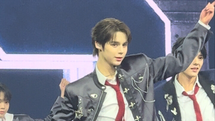 [SM New Boy Group] SMTOWN DAY2 SMTR25 เจย์เจย์คำรามในจังหวะแฟนช็อตแบบตรงๆ