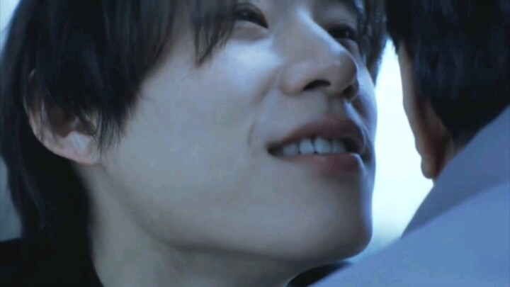 เพื่อการล้างแค้น เขาจึงกลายเป็นคนคลั่ง! เด็กชายเห็นกับตาขณะที่แม่ถูกบาทหลวงใจชั่วรุมโทรม หลังจากติดย