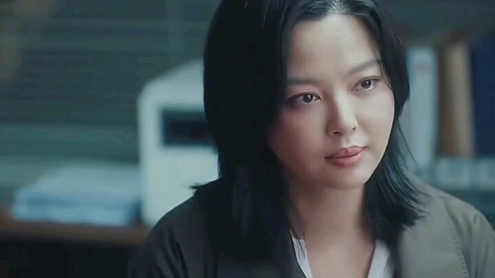 Girls like this need a stern lesson before they get too big for their boots.