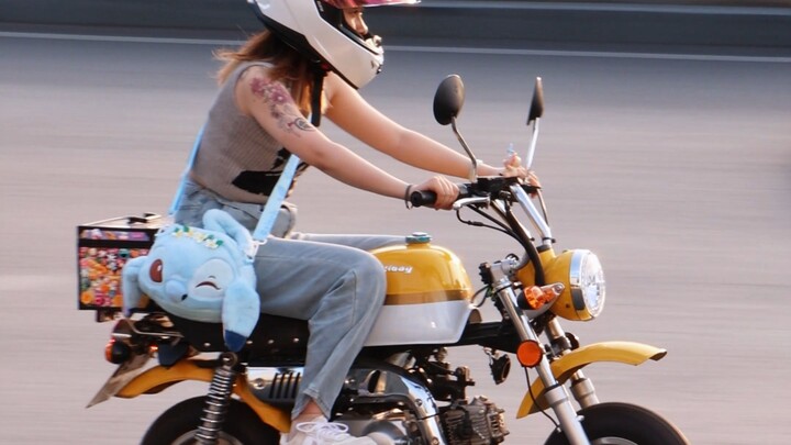 Apakah orang Xi'an semua sekeren ini saat pergi dan pulang kerja? Aku iri banget nih!