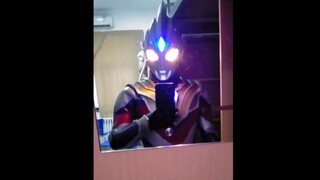 Quá trình sản xuất Ultraman Teliga đã hoàn tất, đây là lần đầu tiên tôi dùng thử Xin'ao. Xịt nhẹ.