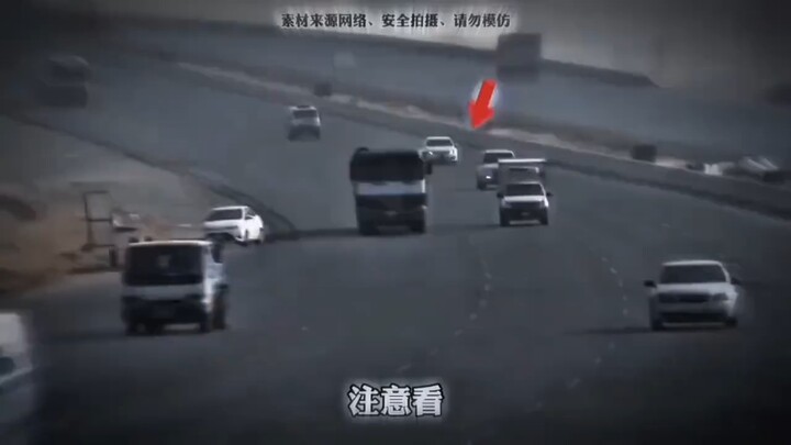 Video dù có phủ bóng cũng không che nổi kỹ năng của họ.