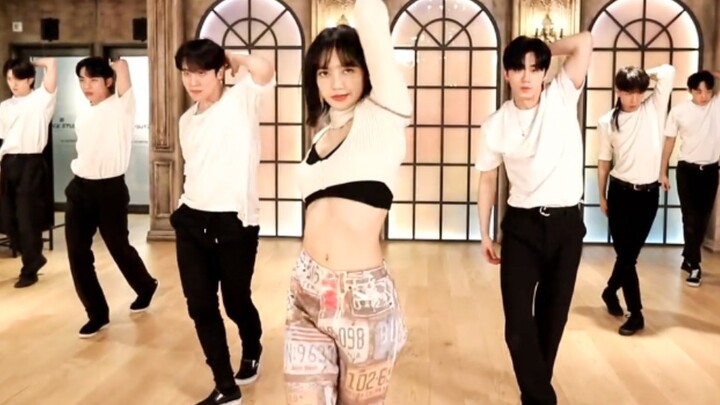 Pure version! LISA’s male idol group dance performance of “WE ROCK” revealed in the practice room.
